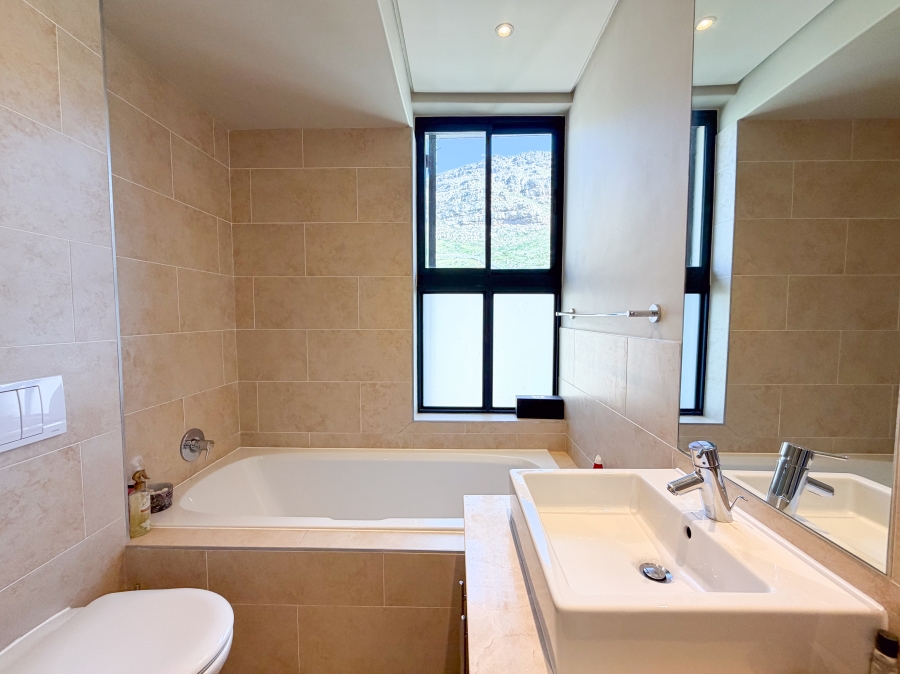 To Let 3 Bedroom Property for Rent in Stonehurst Mountain Estate Western Cape